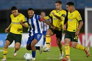 Defensa y Justicia empat� con Cerro Largo en su debut en la Copa Sudamericana