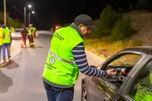 Automovilista intent coimear a policas en un control en Catamarca