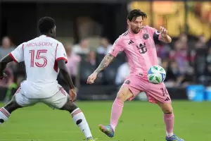 Con un gol de Messi, Inter Miami igual con Toronto FC