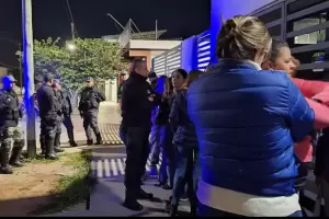 Vecinos de Recreo protestan en EC SAPEM por la "abultada y alarmante" facturacin