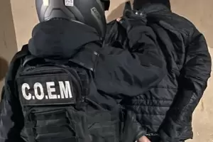 Intent robar una moto de una casa y qued detenido