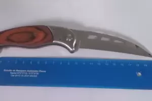 Impactante: Una adolescente de 14 aos apual a su compaera en plena clase