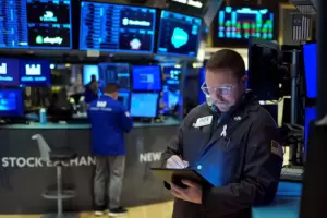 Acciones y bonos argentinos rebotan tras el anuncio del Presupuesto 2026