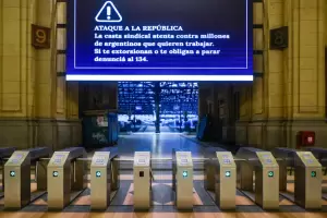 "La casta sindical atenta contra los argentinos": el mensaje del Gobierno contra el paro