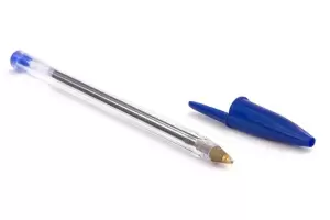 Sabas?: La oculta funcin del agujerito en las tapas de lapicera y su importancia