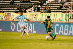 Racing le gan a Aldosivi y se meti en zona de clasificacin
