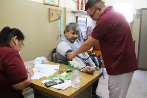 Realizan exmenes mdicos en la Liga de Veteranos