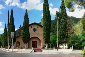 Escapada de Semana Santa: la Villa de Catamarca que es ideal para probar exquisitos platos con hermosas vistas