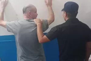 Dos arrestados por robar mercadera en supermercados