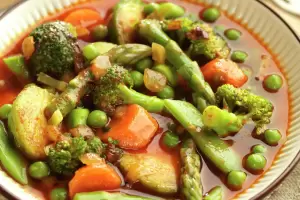 Receta fcil y sin carne para Semana Santa: guiso de verduras y legumbres
