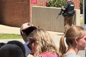 Seis heridos en un nuevo tiroteo causa pnico en EE.UU