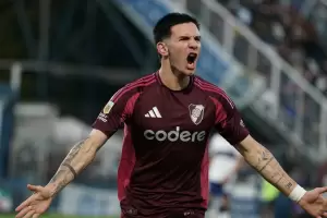 River gole 3 a 0 a Gimnasia y clasific a los octavos de final del Apertura 2025