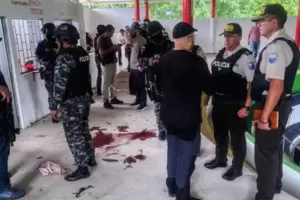 Ecuador: Masacre en pelea de gallos dej� al menos 12 muertos