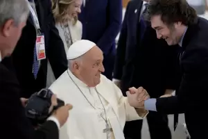 Milei viaja al Vaticano para despedir al Papa Francisco