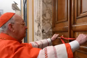 As funciona el gobierno del Vaticano tras la muerte del Papa