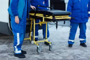 Cunto cobran paramdicos y auxiliares de ambulancias en abril?