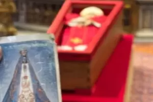 Catamarca en el Vaticano: la Virgen del Valle presente en el adis al Papa