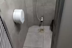 Inslito robo: se llev un inodoro de una estacin de servicio