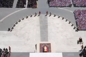 El papa Francisco ya descansa en Santa Mara la Mayor tras un multitudinario funeral en Roma