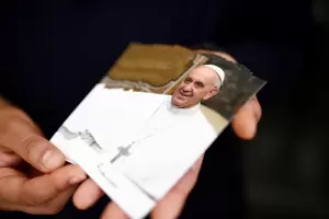 Diputados proponen crear un feriado nacional en homenaje al Papa Francisco