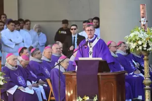 Emotiva misa en Buenos Aires para despedir al Papa Francisco: "Nos sentimos hurfanos"