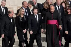 Milei viaja al Vaticano y podra faltar a las elecciones porteas