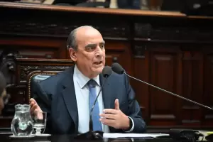 Francos se fue del Congreso luego de ser llamado mentiroso