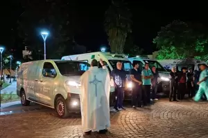 Salud honr a la Virgen: anoche fueron bendecidas ambulancias