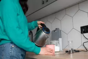 Paso a paso: Cmo eliminar el sarro de la pava elctrica?