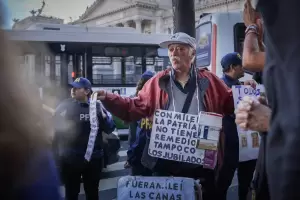 La Iglesia respald el reclamo de los jubilados y conden la represin