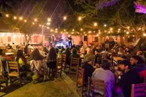 Con una multitud, cerr el "Mayo musical" en Casa de la Puna