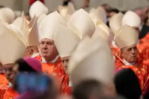 Fuerte llamado a la unidad de los cardenales en la misa previa al cnclave