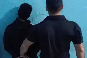 Capturan a un frustrado arrebatador tras una persecucin