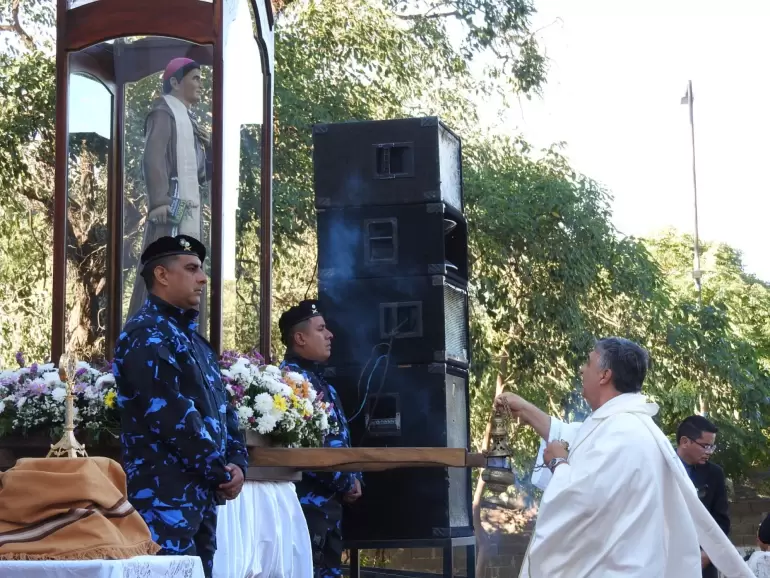 Piedra Blanca vivi la fiesta por los 199 aos del natalicio del Beato Esqui