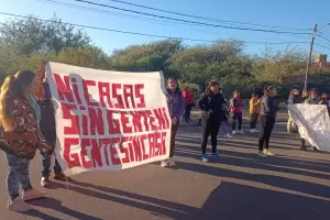Vecinos Autoconvocados vuelven a pedir por las viviendas sociales
