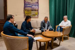 El Gobierno contribuir para la continuidad del transporte escolar en Santa Rosa