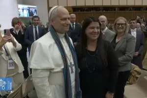 Len XIV deja abierta la puerta a una posible visita a Per