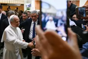 Enviado del Vaticano llega a Argentina para dialogar y tender puentes con Milei