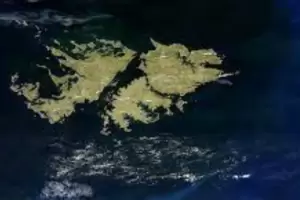 La NASA revela el origen del vibrante color turquesa en las aguas de la plataforma continental