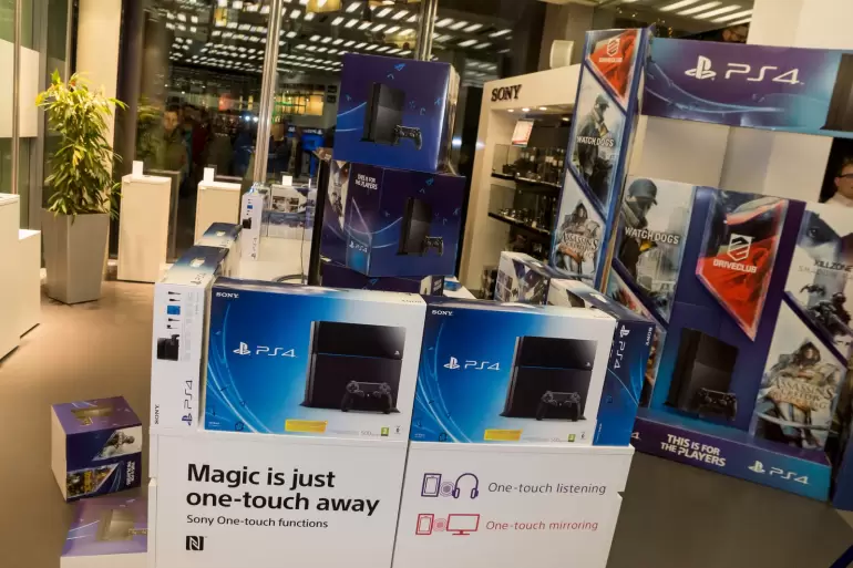 Crear videojuegos desde cero es un proceso apasionante que combina arte, tecnolog�a y narrativa