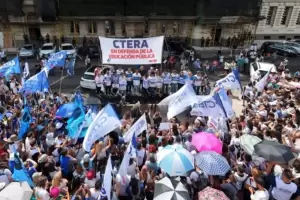 El Gobierno traslada al Consejo Federal de Educacin la negociacin salarial