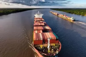 El Gobierno desregula el cabotaje mar�timo y permite operar con buques extranjeros