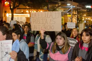 Docentes Desempleados exigen asambleas y se suman a la protesta de los Docentes Autoconvocados