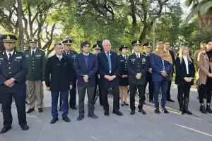 Austero acto oficial por el 215 aniversario del 25 de Mayo