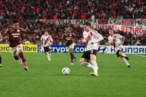 River igual ante Universitario y cerr la fase como lder del Grupo B