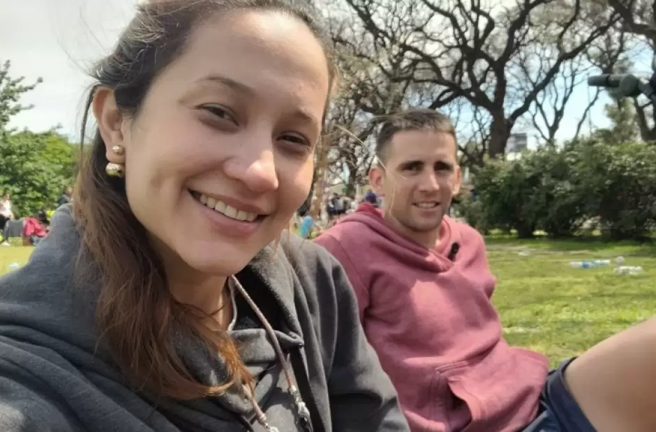 Nahuel Gallo y su esposa