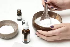 El truco casero con dos ingredientes para que tu bao huela bien durante das