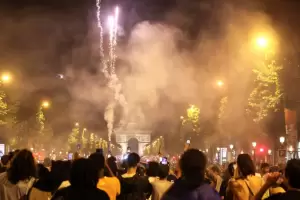 Festejos violentos en Pars: Dos muertos y ms de 500 detenidos tras la victoria del PSG