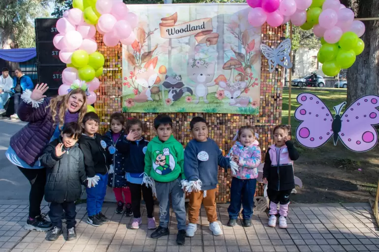 educacion celebro el dia de los jardines y de las maestras jardineras con una jornada recreativa multitudinaria