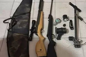 Secuestran dos rifles comprimidos sin documentacin